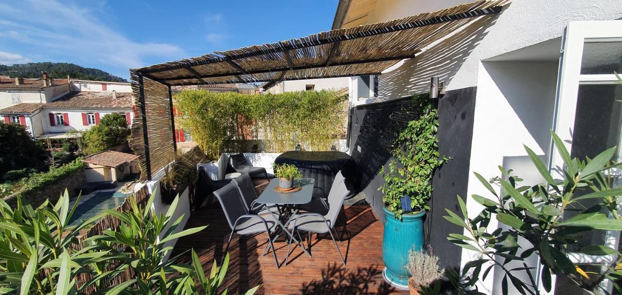 Duplex Avec Spa Et Terrasse En Plein Centre Du Village Saint-Jean-du-Gard Kültér fotó